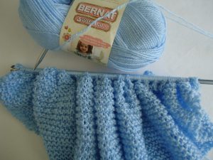 Begginer Knitting Projects Baby Blankets The Simplest Blanket You Can Knit Colleens Creations