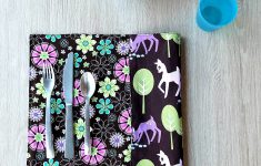 Begginer Sewing Projects Easy 10 Minute Sewing Project How To Sew Reversible Placemats