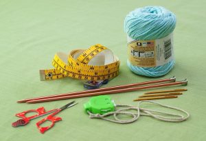 Continental Knitting Tutorial Continental Knitting Knit Stitch For Beginners Cast On