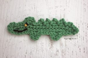 Crochet Alligator Pattern Free A Is For Alligator Crochet Alligator Applique Repeat Crafter Me