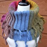 Crochet And Knitting Patterns Curly Cute Cowl Crochet Pattern Crochet Pattern Ideas Pinterest