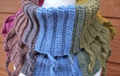 Crochet And Knitting Patterns Curly Cute Cowl Crochet Pattern Crochet Pattern Ideas Pinterest