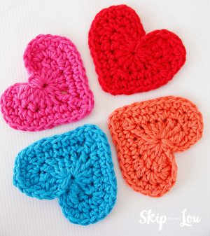Crochet Applique Patterns Free Simple Easy Crochet Heart Garland Pattern Skip To My Lou