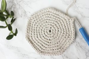 Crochet Basket Pattern Twine Leather Free Crochet Basket Pattern Make Do Crew