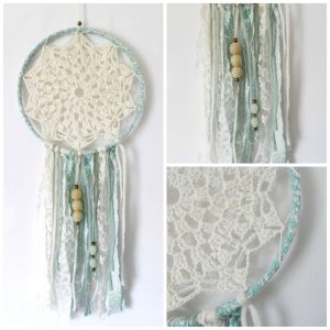 Crochet Dreamcatchers Free Patterns Diy Crochet Dream Catcher The Link For The Crocheted Center Is In