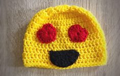 Crochet Emoji Hat Valentine Emoji Hat Emoji With Heart Eyes Crochet Hat Etsy