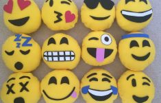 Crochet Emoji Pillow Diy Emoji Pillows 6 Steps With Pictures