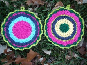 Crochet Trivets Hot Pads Free Pattern Puffy Scrap Yarn Pot Holder Stitch11