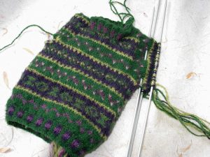 Fairisle Knitting Patterns Beginner Donna Smith Designs Hooked On Fair Isle Knitting
