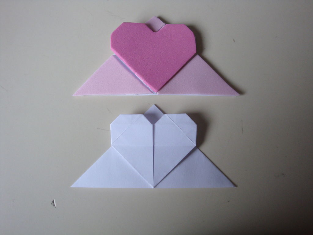 How To Make Origami Heart How To Make An Origami Corner Heart Bookmark With Pictures