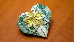 How To Origami Money How To Fold An Origami Money Heart Tutorial Great Gift Idea