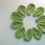 Knit Leaf Pattern Free Leaves 2 Minute Crochet Leaf Free Pattern Crochet Love Crochet