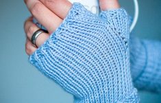 Mittens Knitting Pattern Top 10 Free Patterns For Knitting Fingerless Mittens Knitting