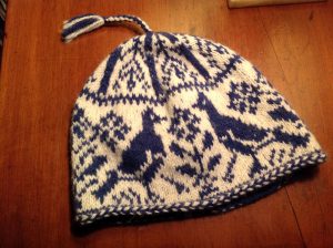 Norwegian Knitting Pattern Hat Norwegian Love Bird Hat Norwegian Knitting Pinterest Knit Hats