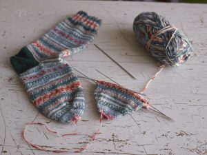 Norwegian Knitting Pattern Socks How To Knit The Easiest Sock In The World Arne Carlos