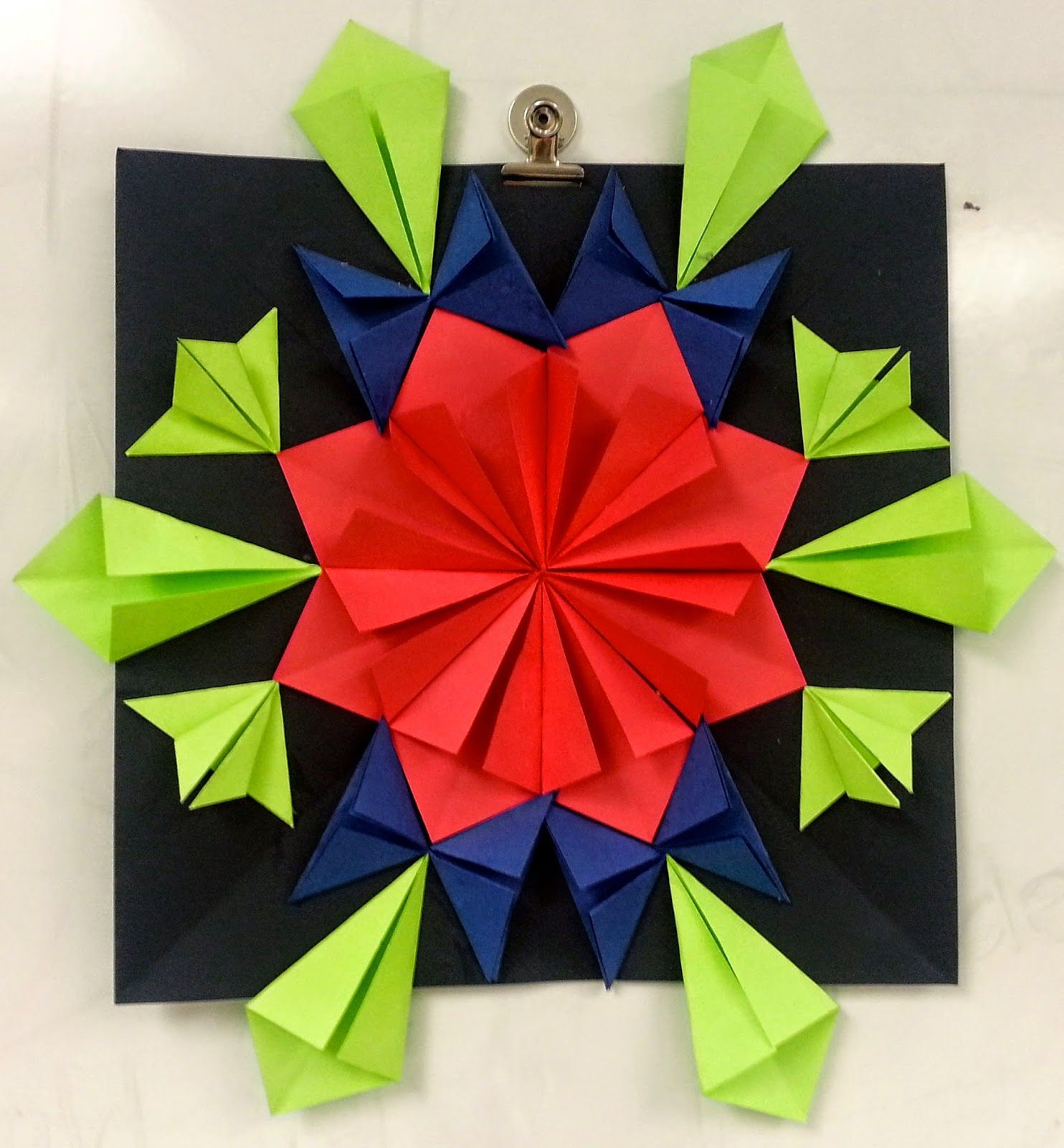 Origami Art Projects Paper Sculptures Radial Paper Relief Sculptures 4th5th Art Lessons Pinterest
