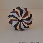 Origami Sculpture Tutorials Origami 3d Woven Wreath Origami Tutorials