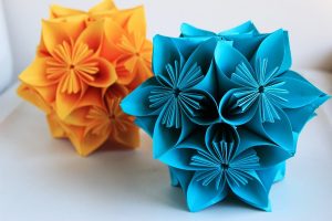 Paper Origami Flowers How To Make A Origami Paper Flower Simple Diy Easy Origami Flower