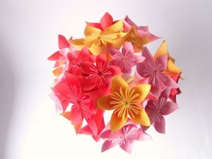 Paper Origami Flowers How To Make An Origami Flower Bouquet Easily With Straws And Paper