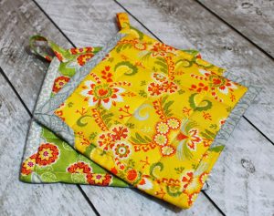 Sew Potholders Easy How To Make Pot Holders The Stitching Scientist