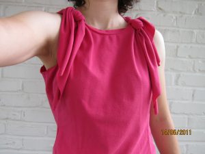 Sewing Upcycle Clothes Tutorial No Sew Ten Minute T Shirt Upcycle The Practical